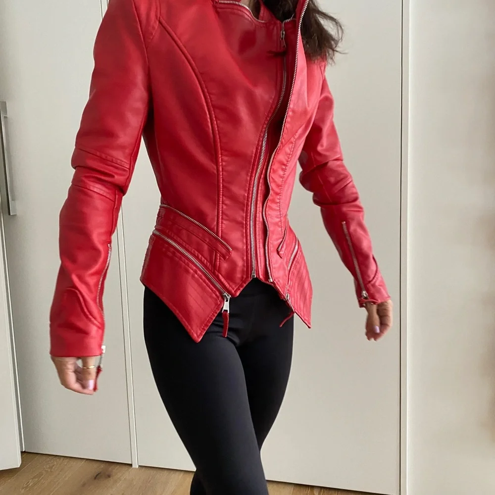 Leather jacket - Picture 4 of 7